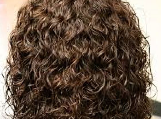 طريقة استخدام زيت جوز الهند للشعر الجاف