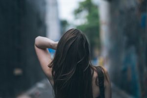 فوائد زيت الحبة السوداء للشعر والبشرة وصحة الانسان عموما 7 فوائد الحبة السوداء للشعر